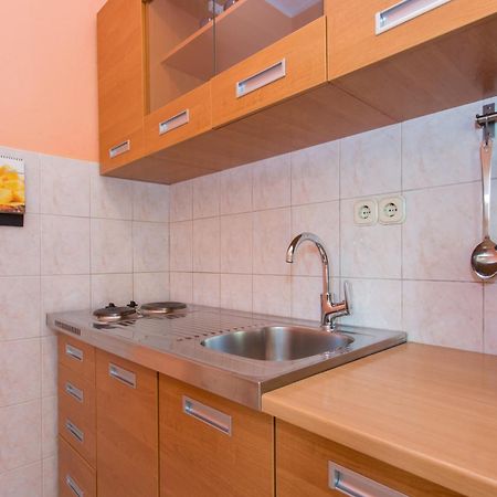 Apartments Luka 2 Baška Екстериор снимка