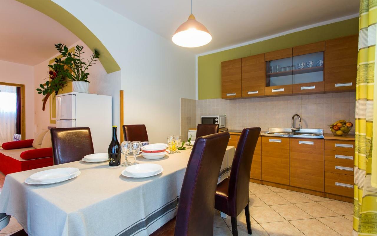 Apartments Luka 2 Baška Екстериор снимка