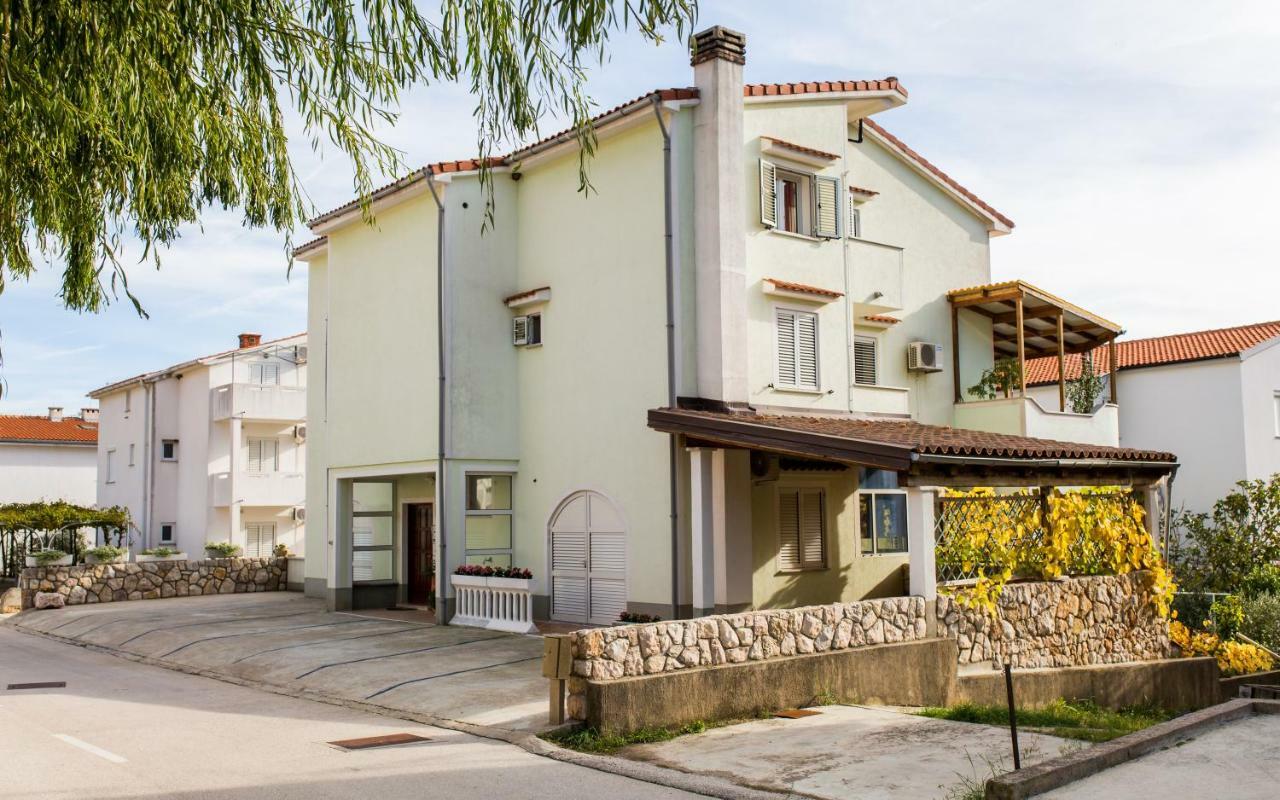 Apartments Luka 2 Baška Екстериор снимка